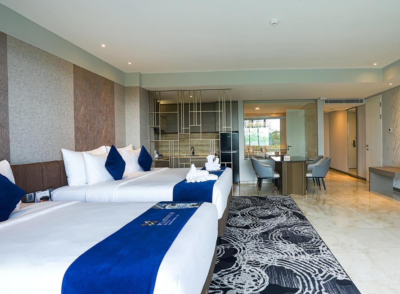 Platinum Hotel Jimbaran Beach Bali Bagian luar foto